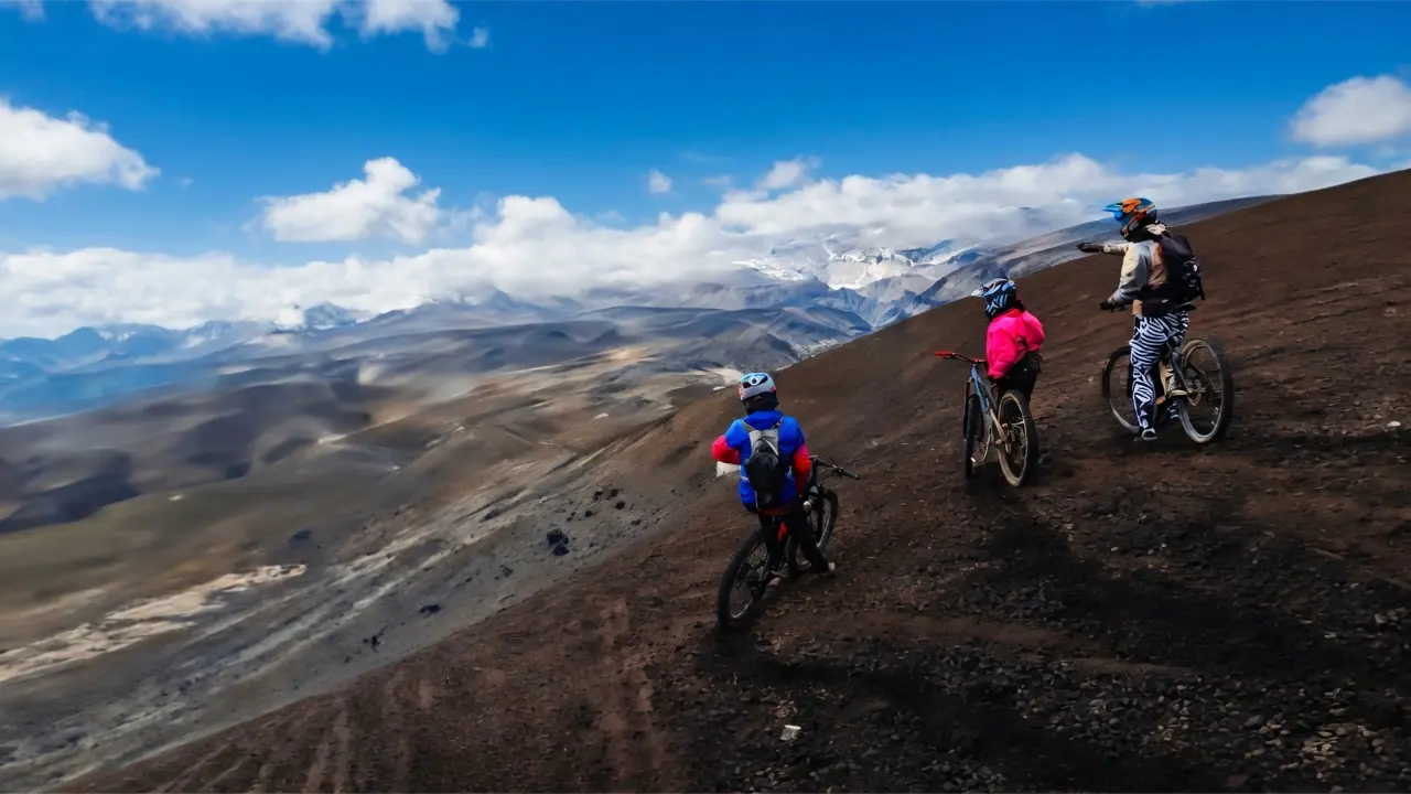 Gravity Lines — expedición de MTB por los Andes ecuatorianos 29